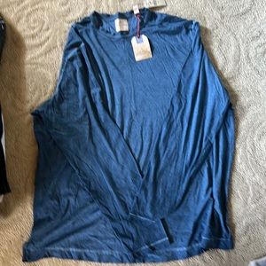 Tommy bahama brand new light weight long sleeve shirt size 2xb